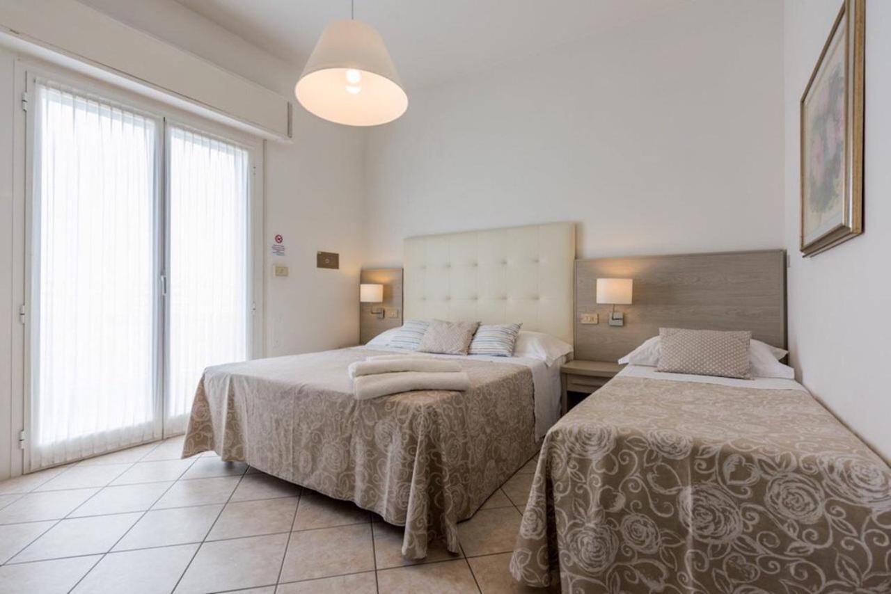 Hotel Alda Cervia Exterior photo
